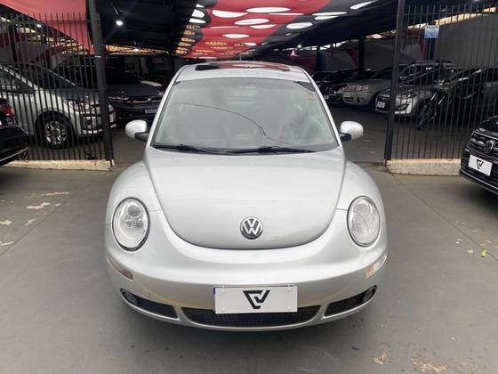 VOLKSWAGEN NEW BEETLE 2.0 MI 8V GASOLINA 2P MANUAL VOLKSWAGEN NEW BEETLE 2.0 MI 8V GASOLINA 2P MANUAL
